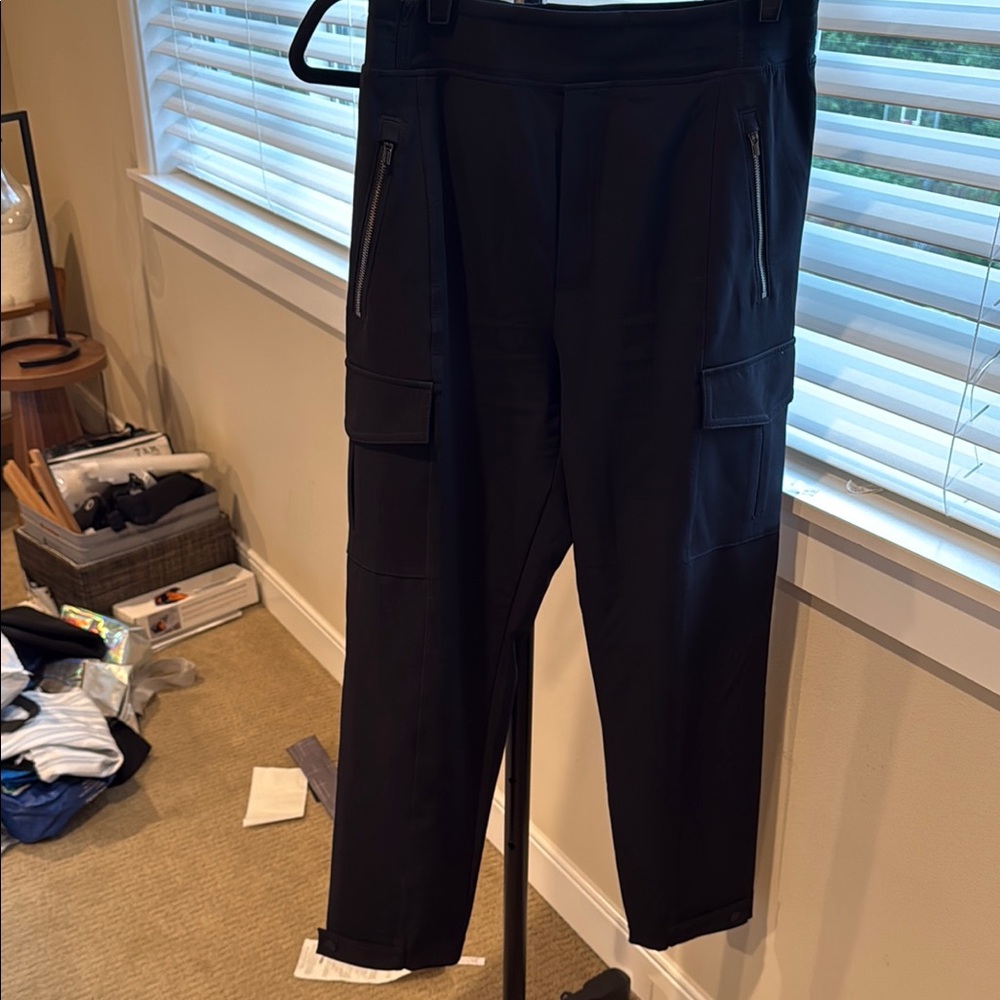 Athleta straight leg Black Cargo Pants